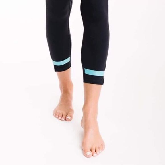Zyia Navy Strap Deluxe Hi-Rise Leggings Size 8-10 24” Active Athletic Pants - Picture 4 of 12